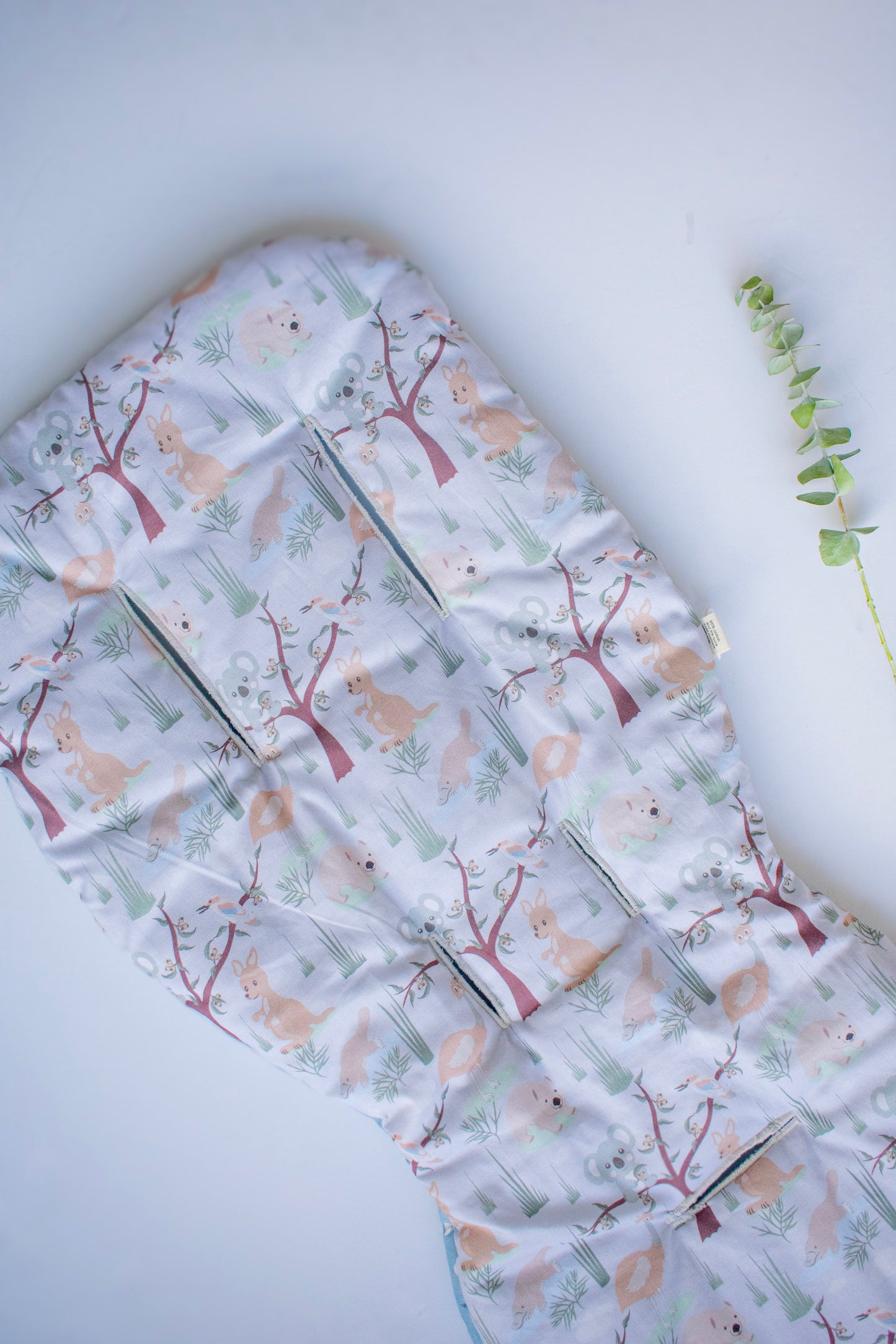 Tommy Max Reversible Pram Liner - Polka Dot/Aussie Animals